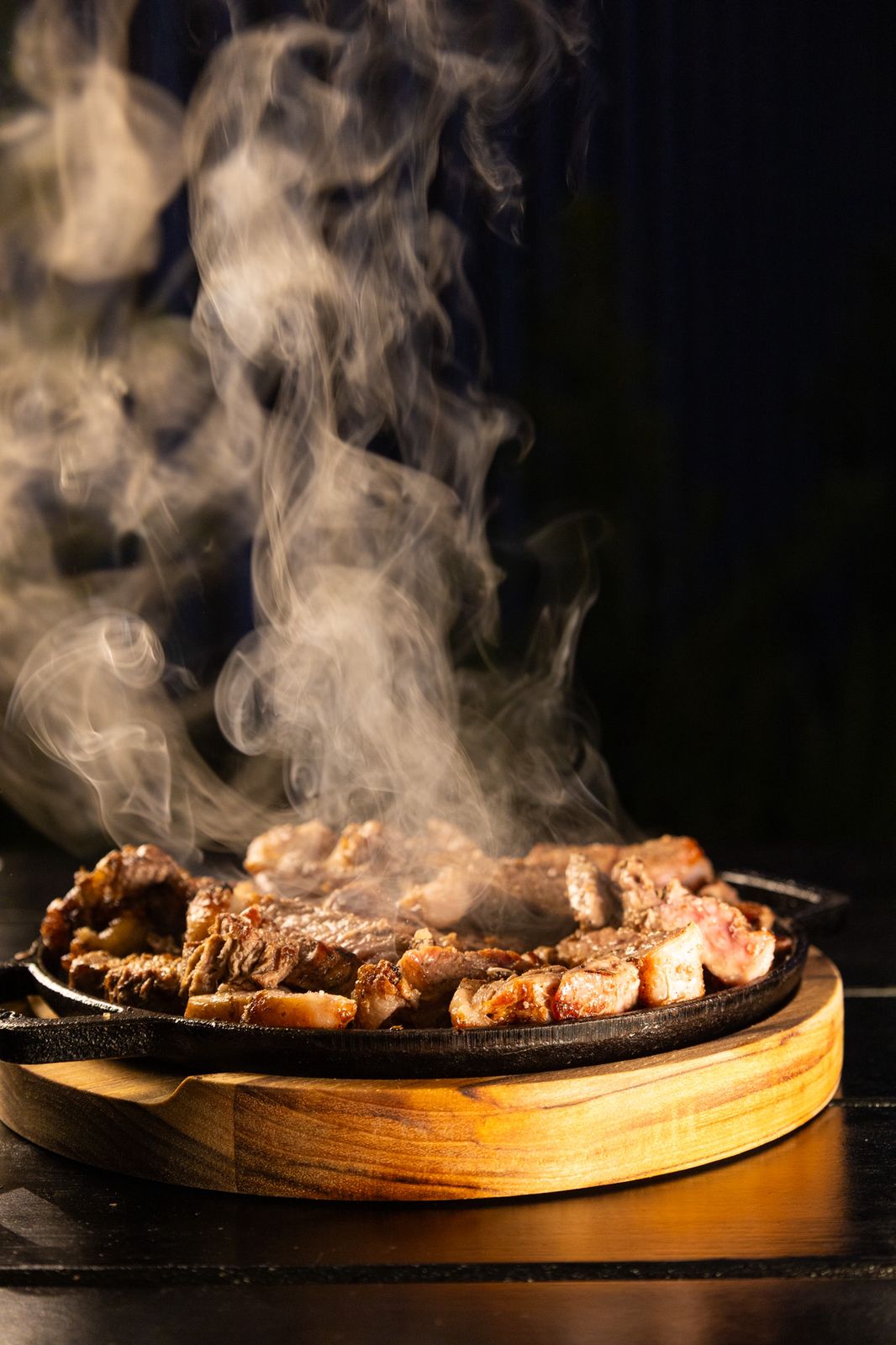 APROXIMADAMENTE 1.400 GRAMAS